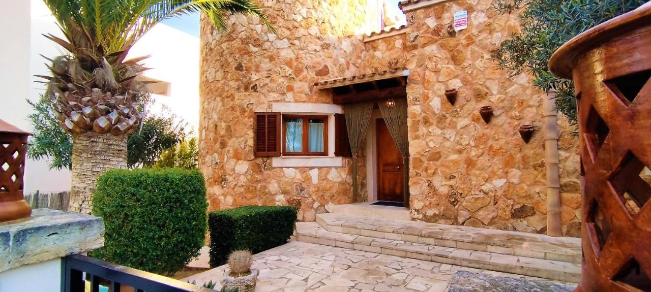 Villa Sanchez In Strandnahe Mit Pool, Jacuzzi, Klima, Wifi, Gas Bbq Сантаньї Екстер'єр фото