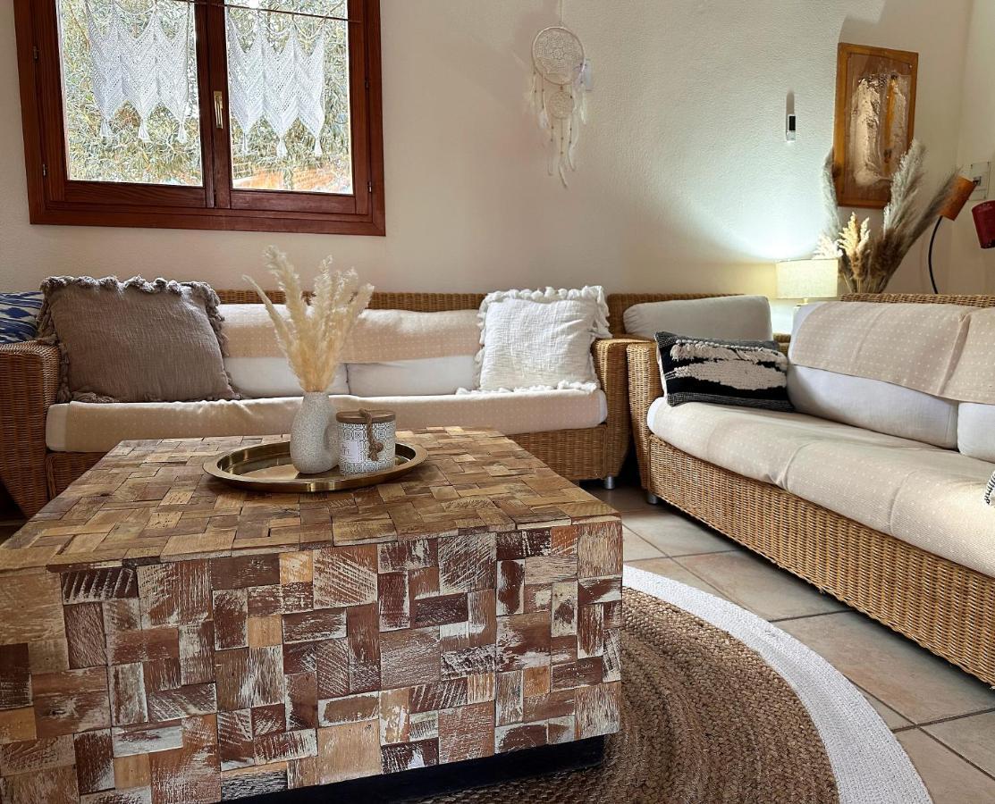 Villa Sanchez In Strandnahe Mit Pool, Jacuzzi, Klima, Wifi, Gas Bbq Сантаньї Екстер'єр фото